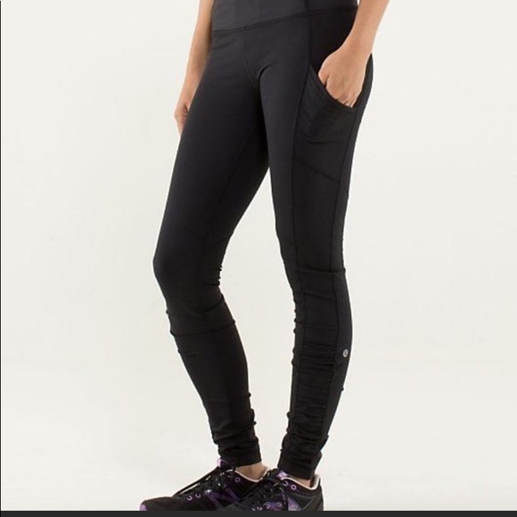 Ruched Pocket Leggings